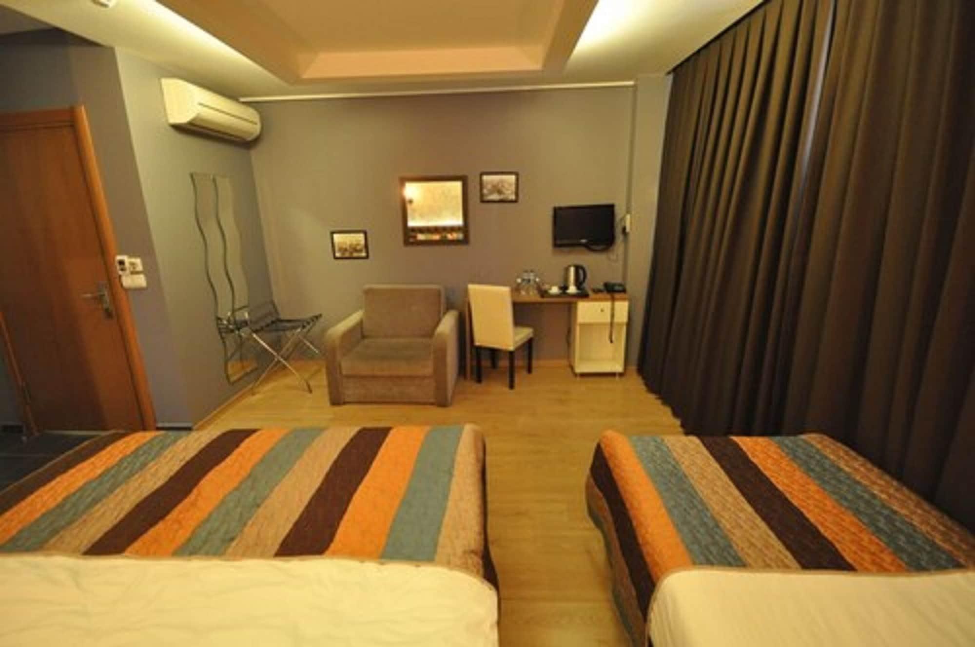 Retropera Hotel Istanbul Luaran gambar