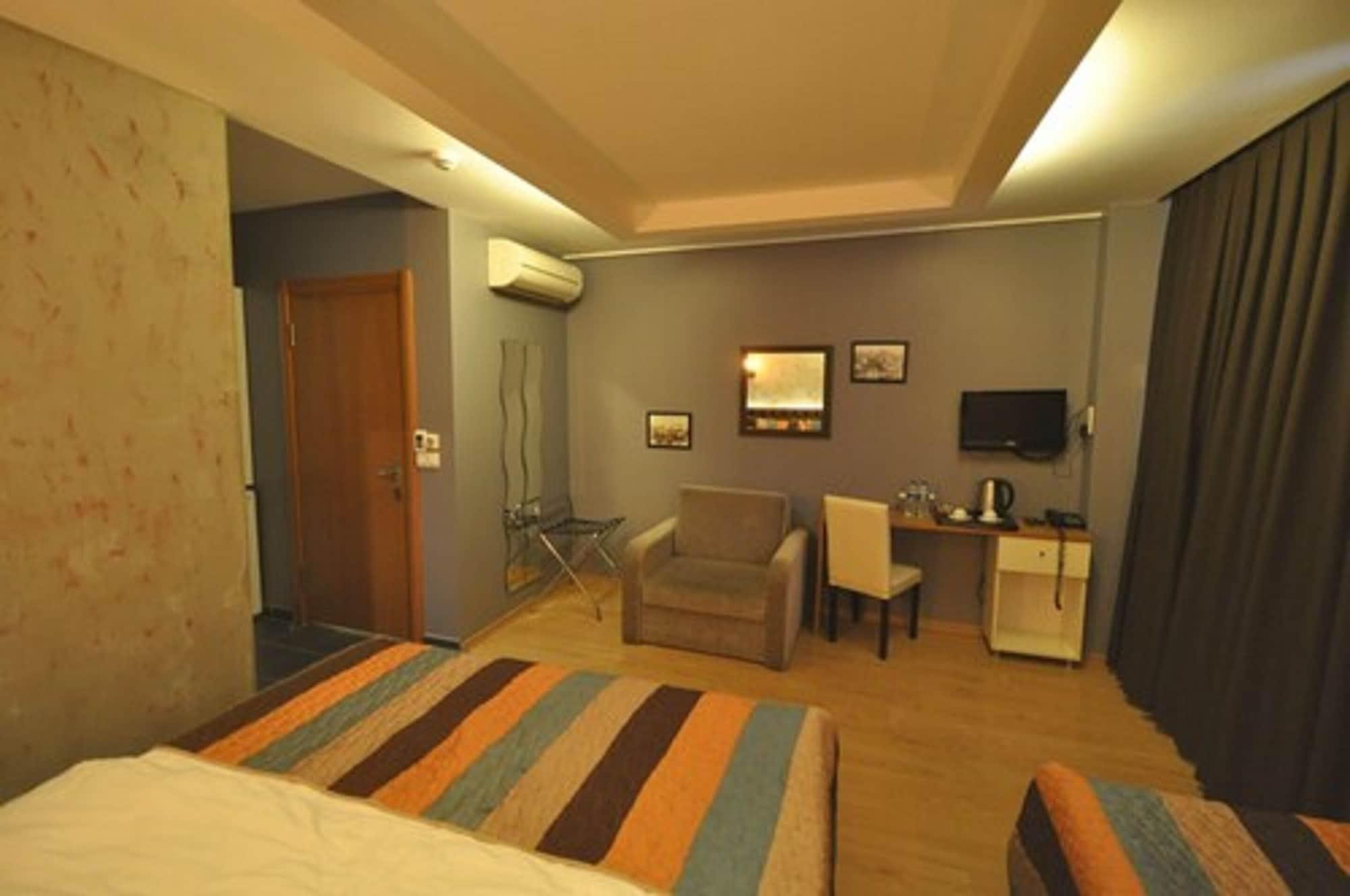 Retropera Hotel Istanbul Luaran gambar