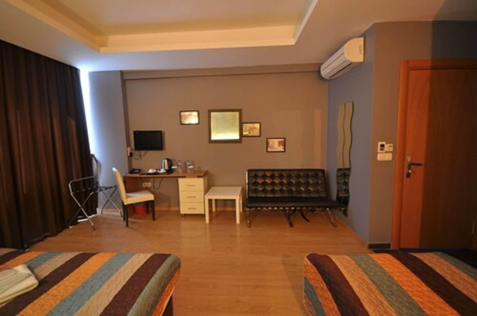 Retropera Hotel Istanbul Luaran gambar